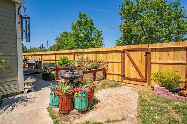 1158 Madison Street, Red Bluff, CA 96080