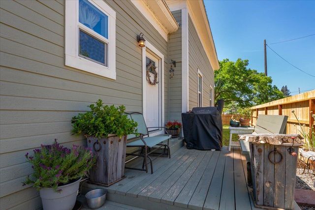 1158 Madison Street, Red Bluff, CA 96080