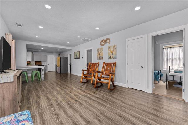 1158 Madison Street, Red Bluff, CA 96080