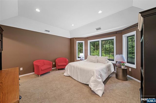 65 Arcadia Court, Harrington Park, NJ 07640