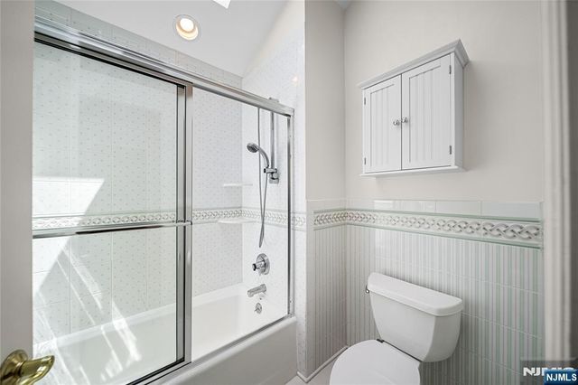 65 Arcadia Court, Harrington Park, NJ 07640