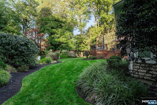 65 Arcadia Court, Harrington Park, NJ 07640