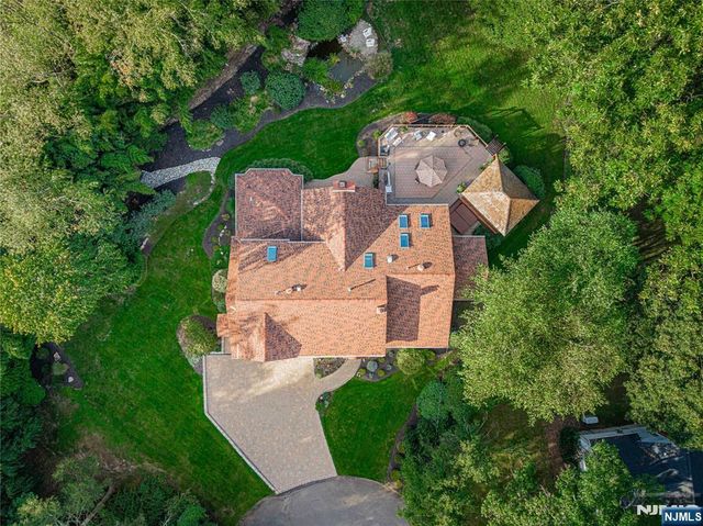 65 Arcadia Court, Harrington Park, NJ 07640
