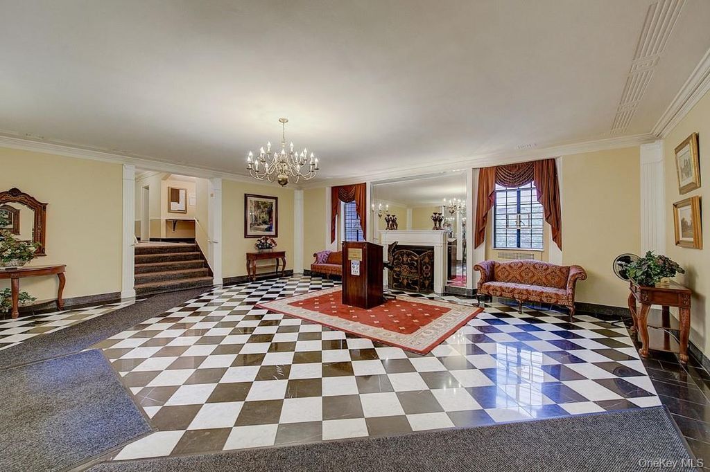 112-50 78th Avenue 5H, Forest Hills, NY 11375 — photo 2