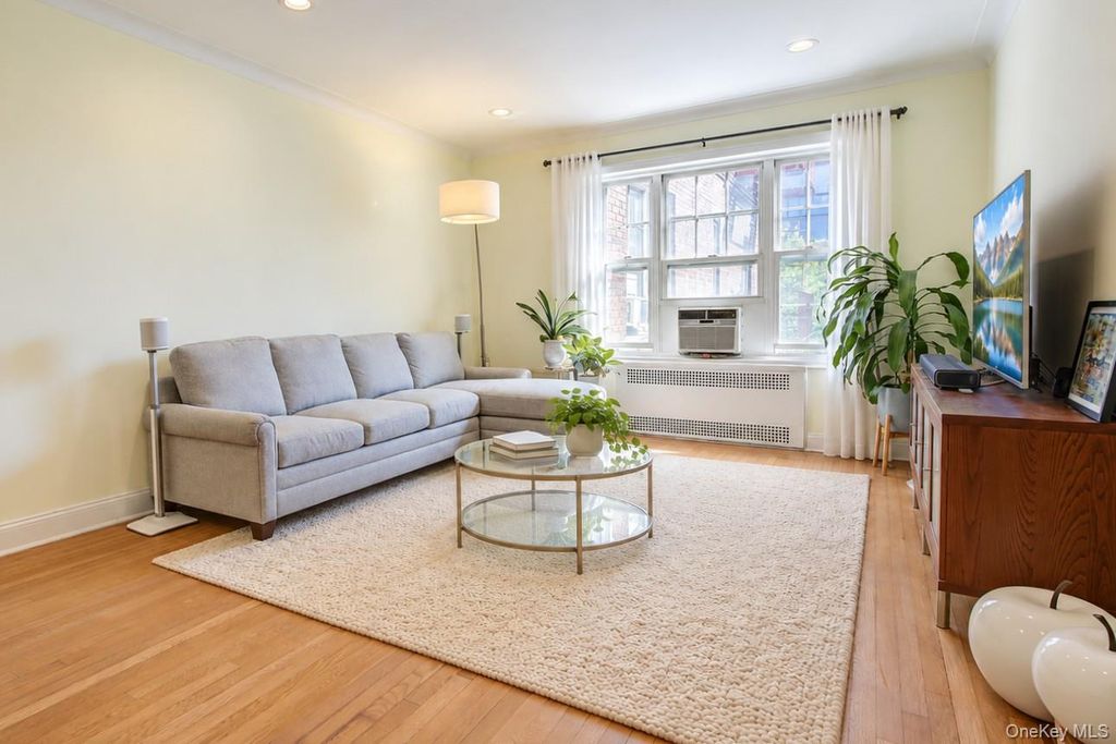 112-50 78th Avenue 5H, Forest Hills, NY 11375 — photo 5
