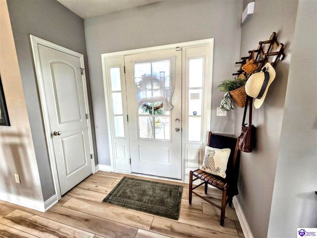 157 Tuscany Lane, Vine Grove, KY 40175