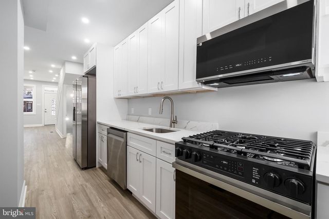 1209 SHEPHERD ST NW, Washington, DC 20011