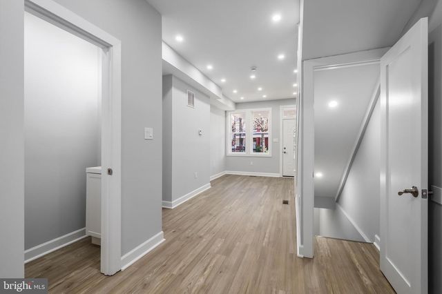 1209 SHEPHERD ST NW, Washington, DC 20011