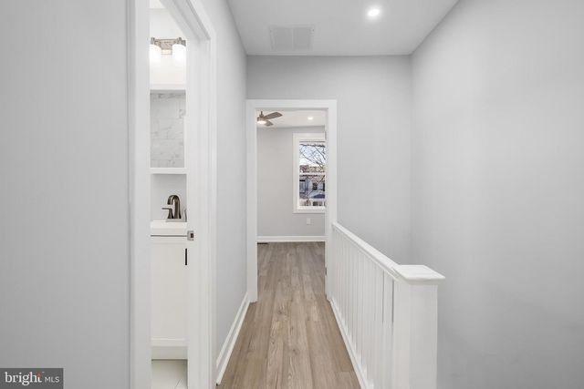 1209 SHEPHERD ST NW, Washington, DC 20011