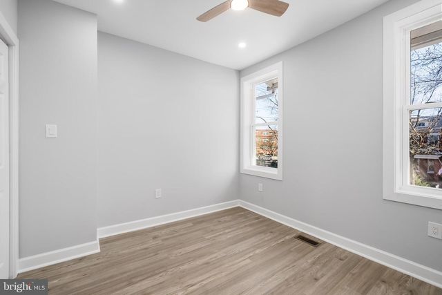 1209 SHEPHERD ST NW, Washington, DC 20011