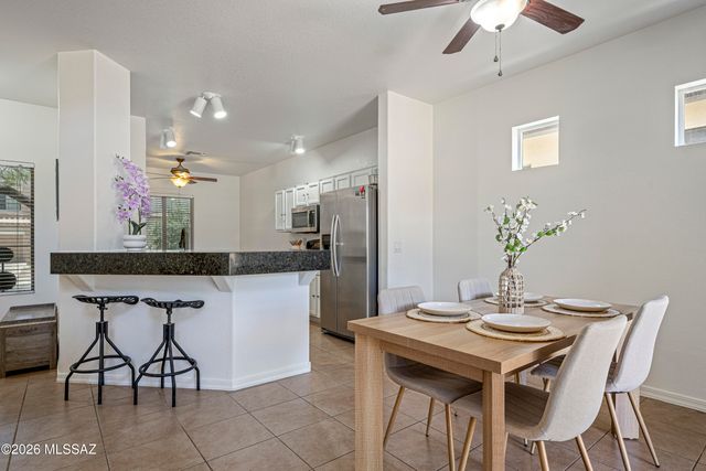 181 E Camino Limon Verde, Sahuarita, AZ 85629