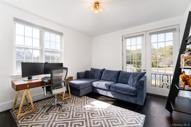 3 Polo Grounds Lane, East Quogue, NY 11942