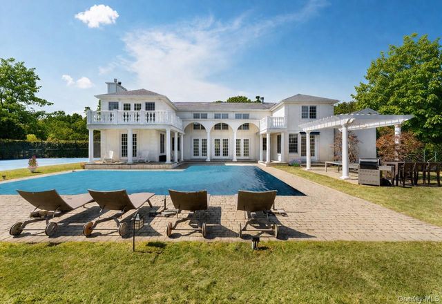 3 Polo Grounds Lane, East Quogue, NY 11942