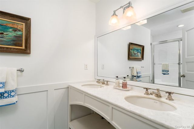 3 Polo Grounds Lane, East Quogue, NY 11942