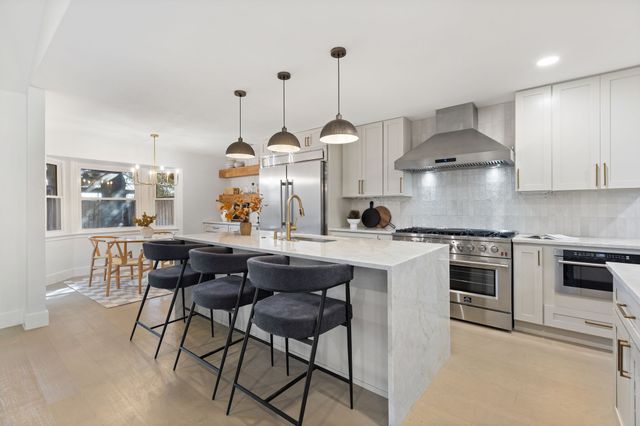 4210 Creekdale Drive, Dallas, TX 75229