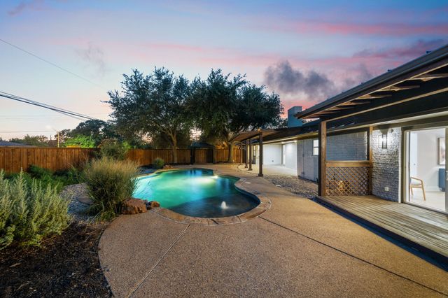 4210 Creekdale Drive, Dallas, TX 75229