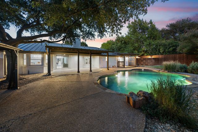 4210 Creekdale Drive, Dallas, TX 75229