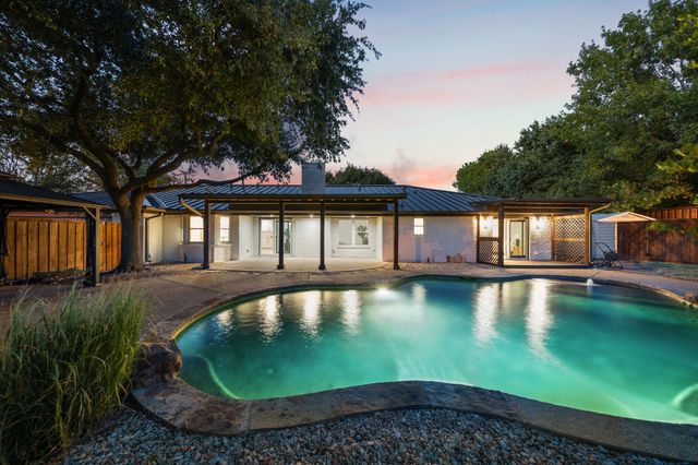 4210 Creekdale Drive, Dallas, TX 75229