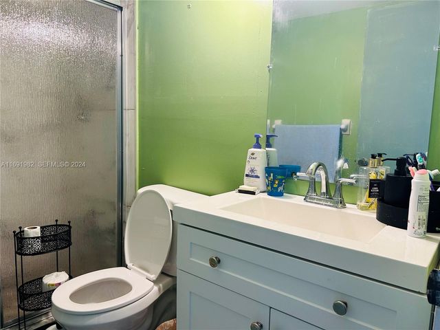 740 NE 199th Street 206G, Miami, FL 33179