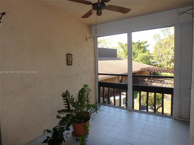 740 NE 199th Street 206G, Miami, FL 33179