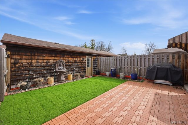 153 Cimarand Drive, Amherst, NY 14221