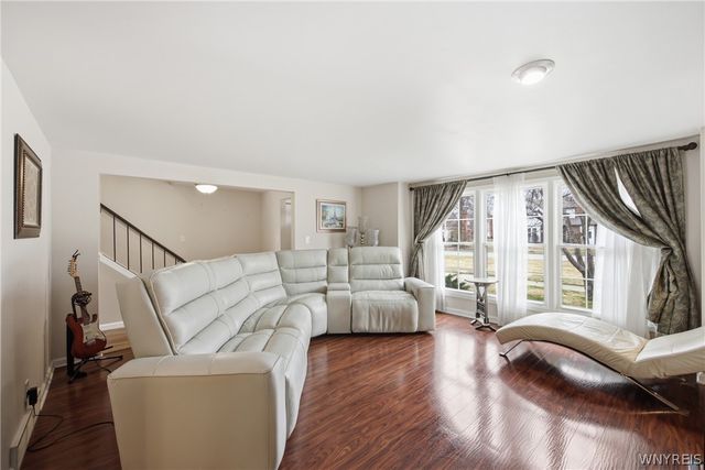 153 Cimarand Drive, Amherst, NY 14221