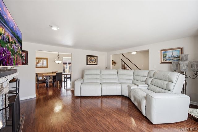 153 Cimarand Drive, Amherst, NY 14221