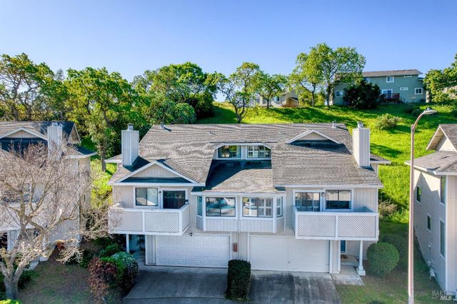 1114 Redwood Blvd, Novato, CA 94947