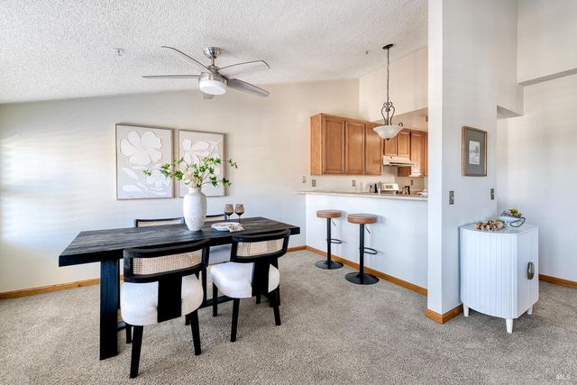 1114 Redwood Blvd, Novato, CA 94947