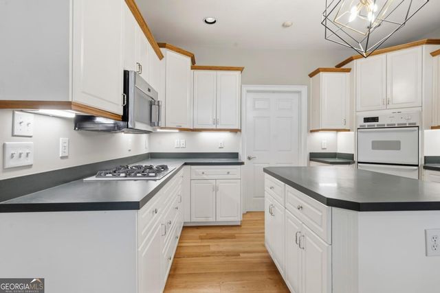 1001 Shoal Creek Court, Greensboro, GA 30642