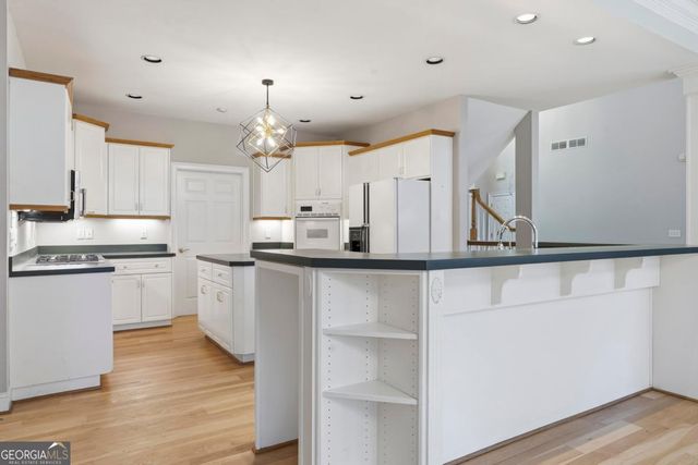 1001 Shoal Creek Court, Greensboro, GA 30642