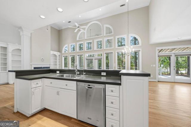 1001 Shoal Creek Court, Greensboro, GA 30642