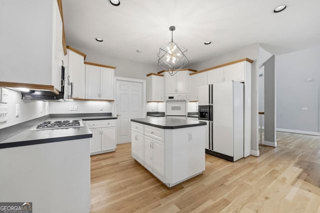 1001 Shoal Creek Court, Greensboro, GA 30642