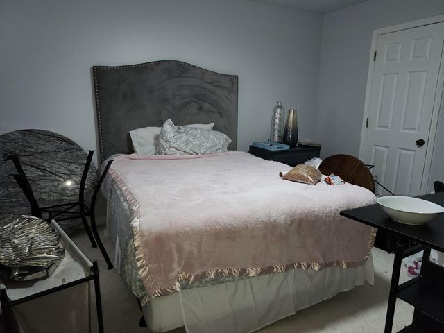 8178 Slate Ridge Boulevard, Reynoldsburg, OH 43068