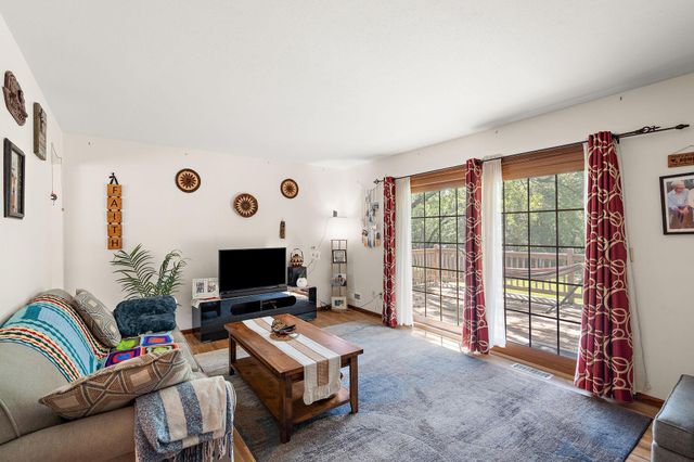 10908 Dahlia Street NW, Coon Rapids, MN 55433