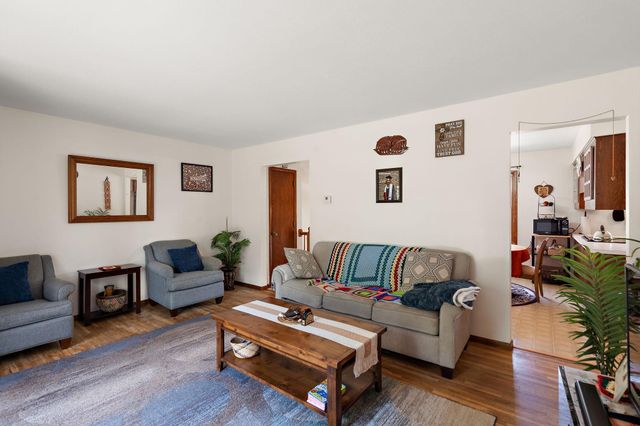 10908 Dahlia Street NW, Coon Rapids, MN 55433