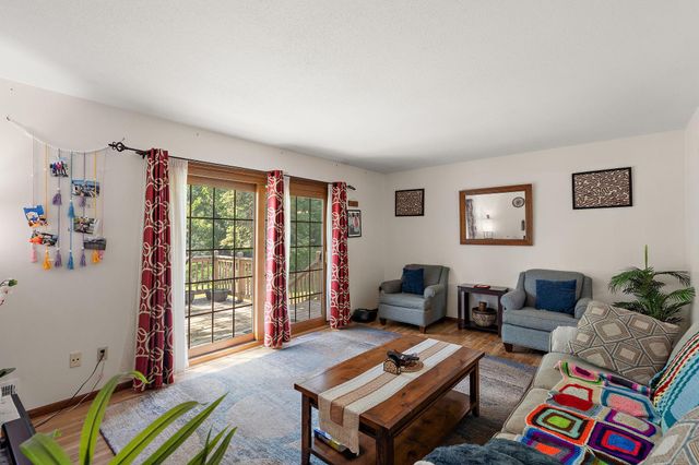 10908 Dahlia Street NW, Coon Rapids, MN 55433