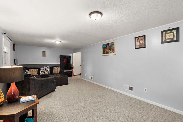10908 Dahlia Street NW, Coon Rapids, MN 55433