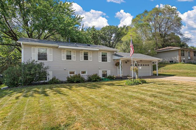 10908 Dahlia Street NW, Coon Rapids, MN 55433