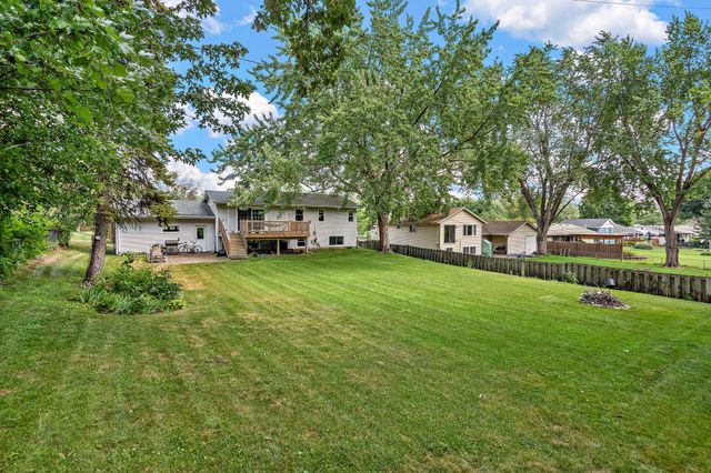 10908 Dahlia Street NW, Coon Rapids, MN 55433
