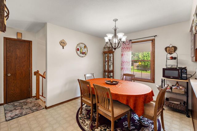 10908 Dahlia Street NW, Coon Rapids, MN 55433