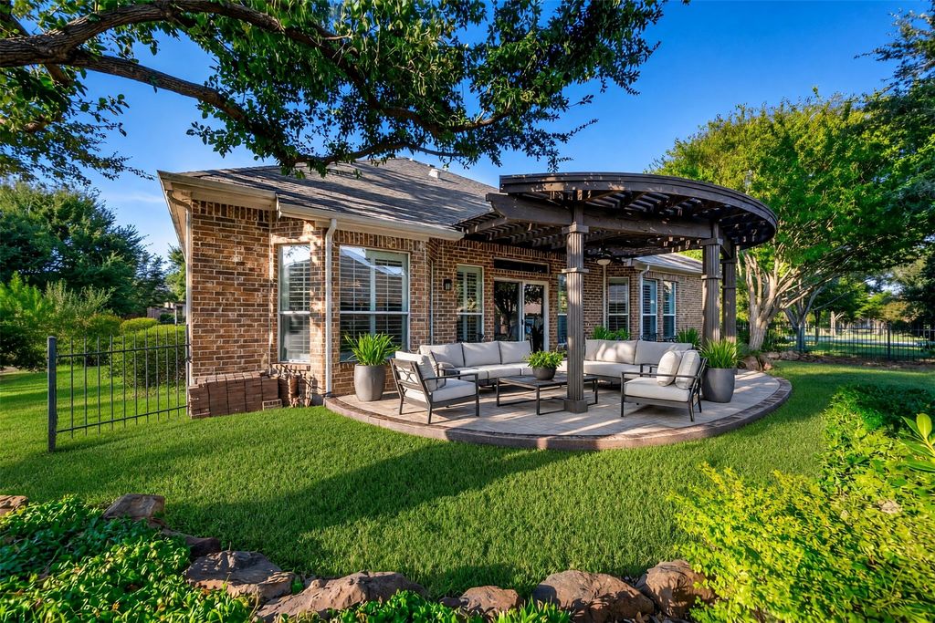 7122 Lake Mead Court, Frisco, TX 75036 — exterior