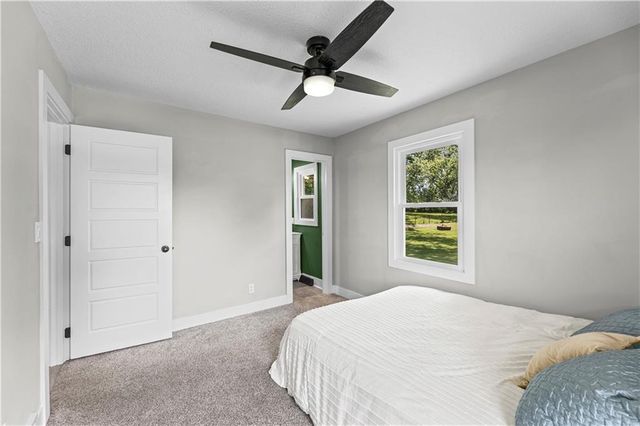 13101 NW Porter Road, Parkville, MO 64152