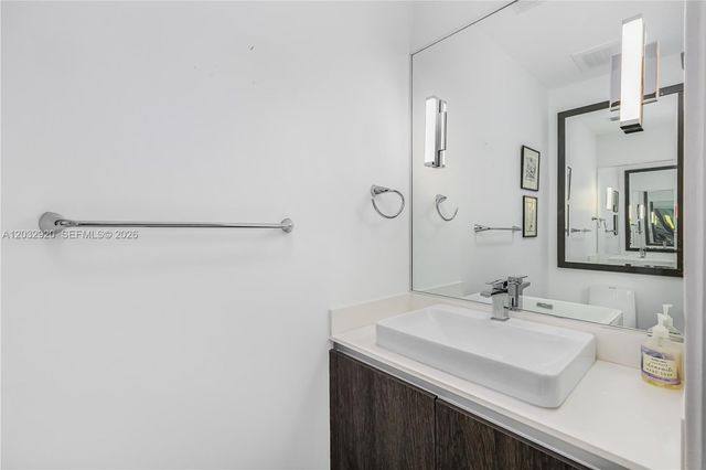 455 NE 39th St 109, Miami, FL 33137