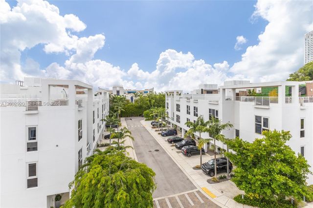 455 NE 39th St 109, Miami, FL 33137