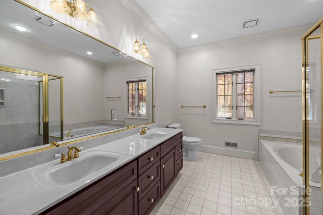 14816 Lonesome Oak Circle, Charlotte, NC 28278