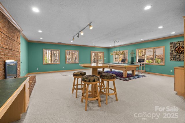 14816 Lonesome Oak Circle, Charlotte, NC 28278