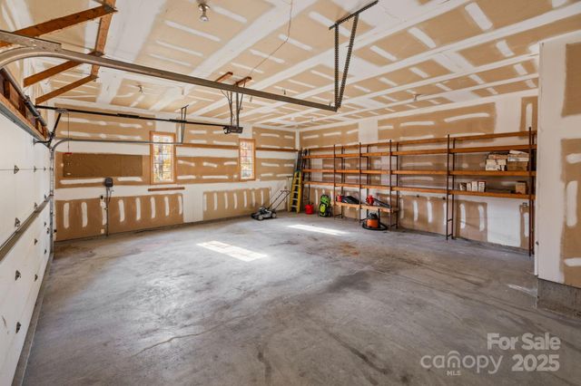 14816 Lonesome Oak Circle, Charlotte, NC 28278