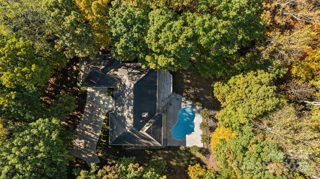 14816 Lonesome Oak Circle, Charlotte, NC 28278