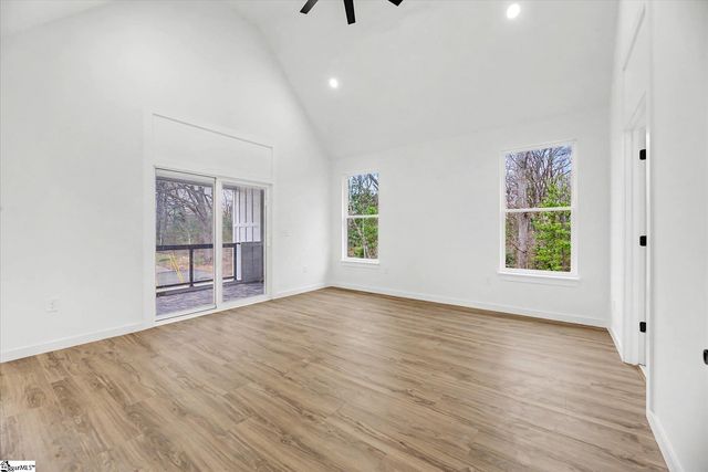 8 Mckinley Drive, Greenville, SC 29611